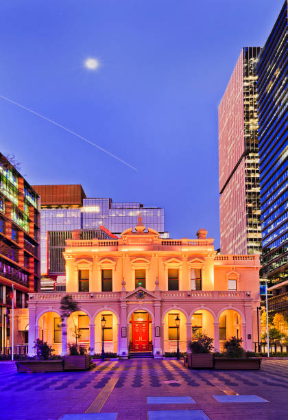 istock Parra Town Hall facade moon straight vert 2183901172