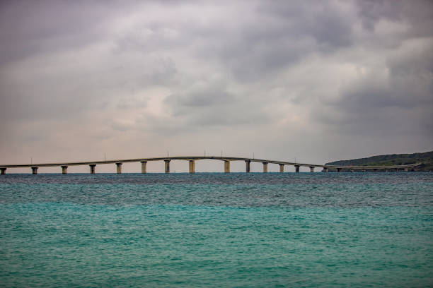 Miyakojima: Kurima Bridge seen from Yonaha Maehama Beach
