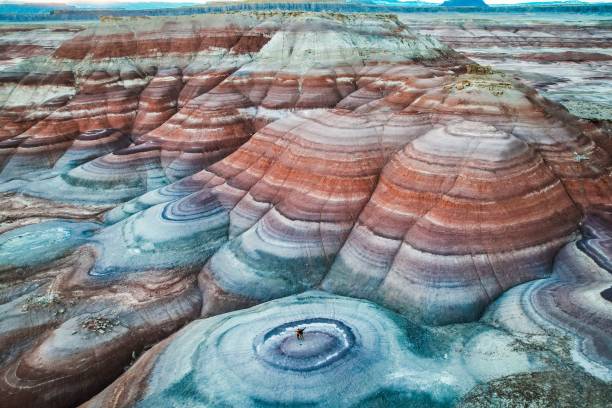 istock Vibrant Rock Formations in Painted Desert 2184136037