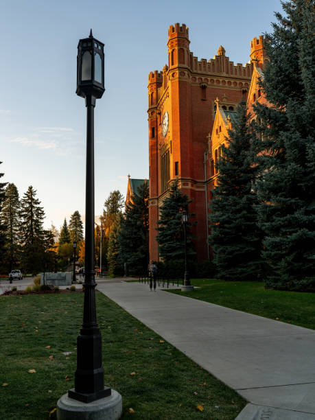 istock Sidewalk to the university of Idaho admin building 2184176084