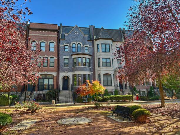 istock Prairie Avenue historic district in Chicago 2184186100
