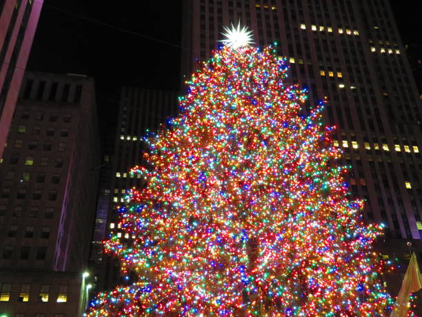istock New York City Christmas 2184201088