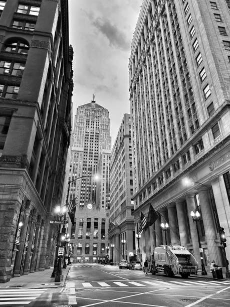 istock Chicago avenues in black and white . Loop 2184221735