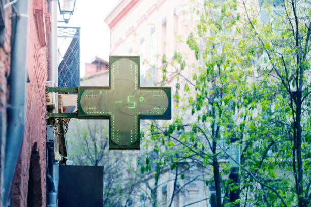 istock Thermometer in a street with cold temperature 2184309157