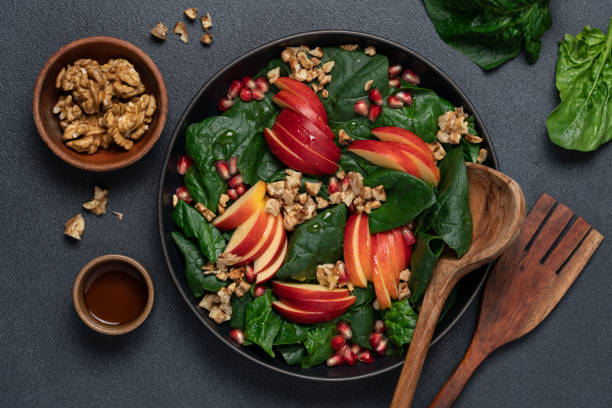 Seasonal salad with apples