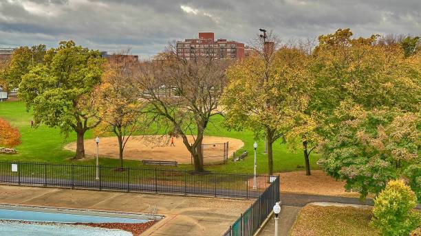 Campo de béisbol en un parque público de Chicago