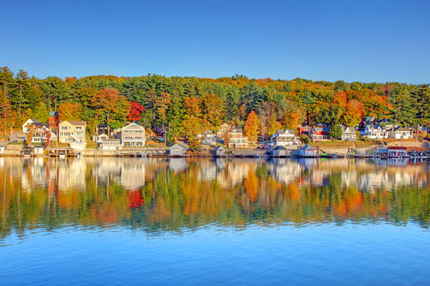 istock Alton Bay on Lake Winnipesaukee 2184635728