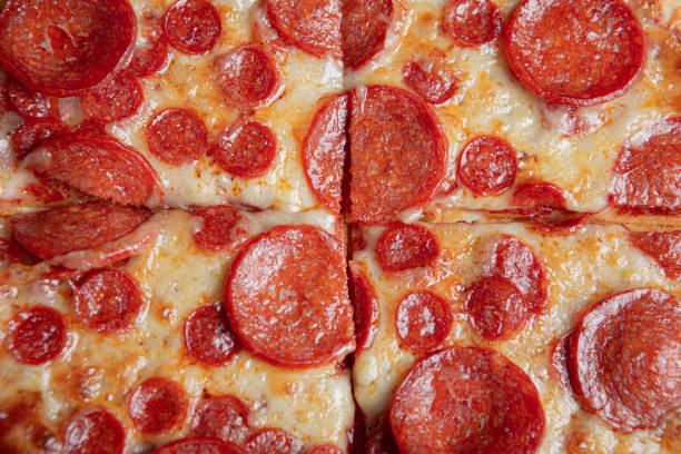 istock Detail of greasy pepperoni pizza 2184798281