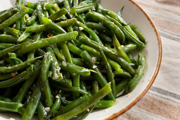 istock garlic green beans bowl 2184839131