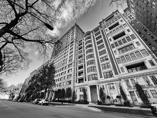 istock Chicago lakeside buildings in black and white 2184842914