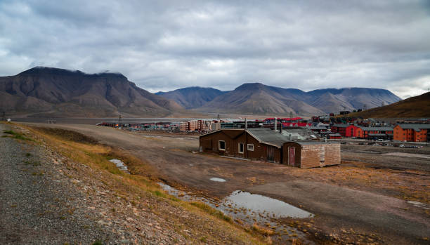 istock Exploring Longyearbyen Svalbard with its unique buildings and dramatic mountain backdrop 2184974244