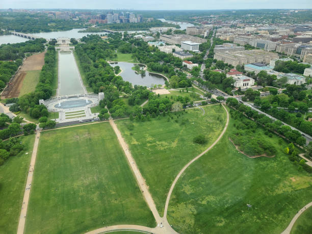istock Lincoln Memorial Aerial in Washington DC 2185015610