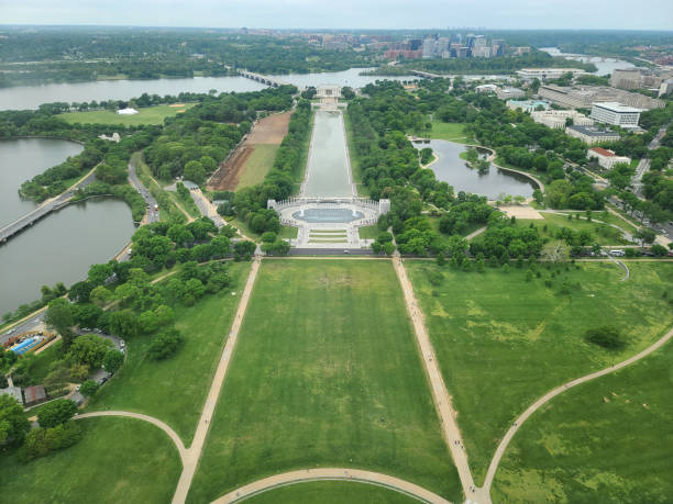 istock Lincoln Memorial Aerial in Washington DC 2185015621