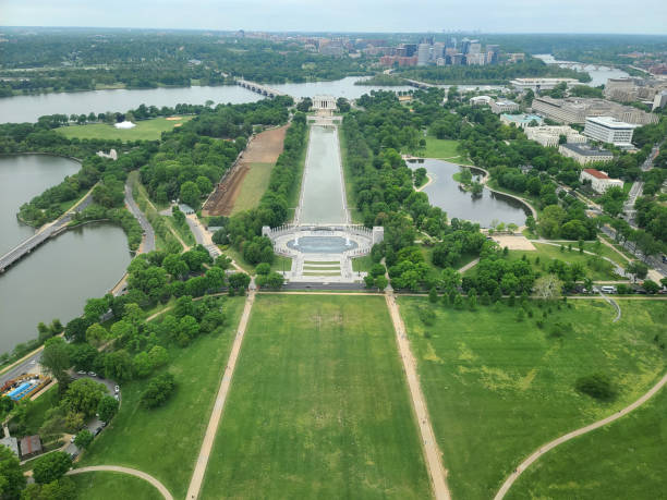 istock Lincoln Memorial Aerial in Washington DC 2185015626