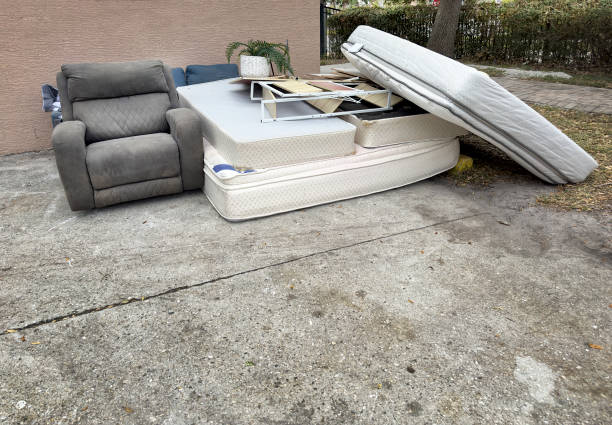 istock Mattress and furnitures at garbage 2185018749