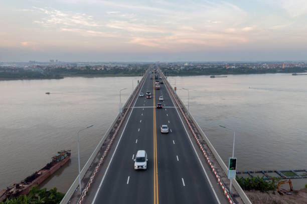 istock Thang Long bridge crossing Red river in Hanoi, Vietnam 2185048321