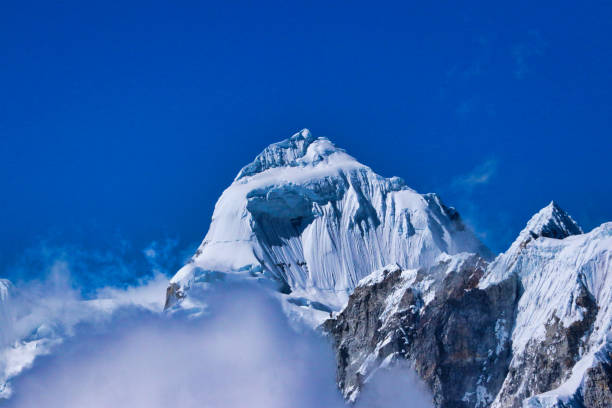 istock Kangtega,Mera Peak High Camp,Nepal 2185054124