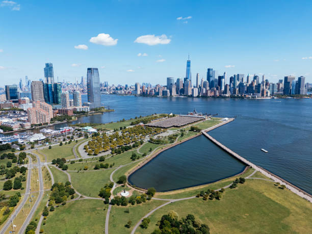 istock Lower Manhattan cityscape from Jersey liberty park. 2185106023