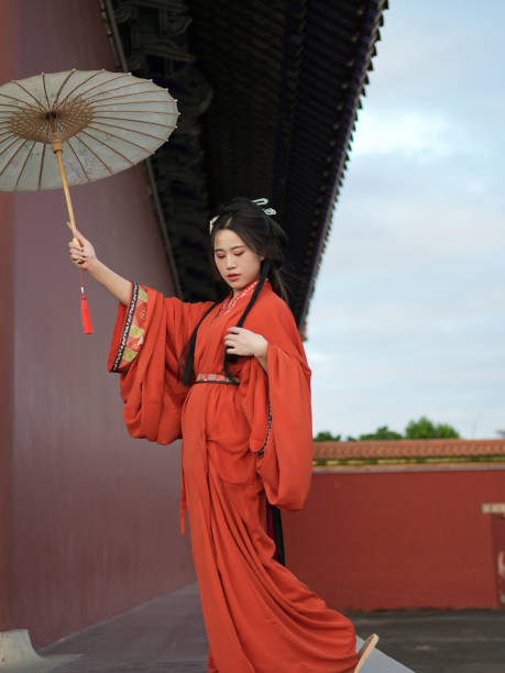 istock Female tourists experiencing Chinese Hanfu 2185110995