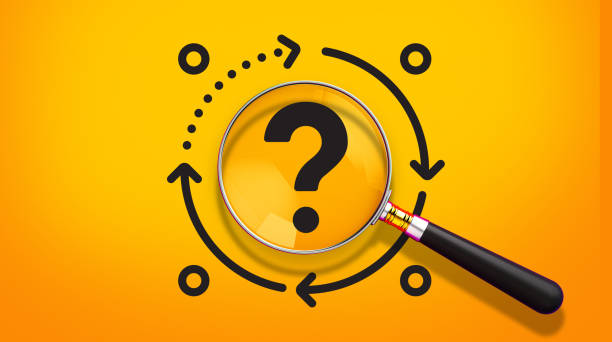 Magnifying glass, question mark, circular arrows, problem-solving concept, yellow background, black icons, search for answers, curiosity illustration, minimalist design, graphic elements, investigation symbolism, high contrast, clean layout, conceptual image, inquiring mind representation, puzzle-solving visual, information seeking metaphor, simplified iconography, bold colors, analytical thinking imagery lupa con signo de interrogación y flechas circulares, fondo amarillo, iconos negros, concepto de resolución de problemas, ilustración de curiosidad, diseño minimalista, colores llamativos, metáfora de búsqueda de información. renderizado 3d.