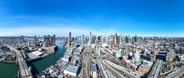 istock Newtown Creek - NYC Skyline 2185168134