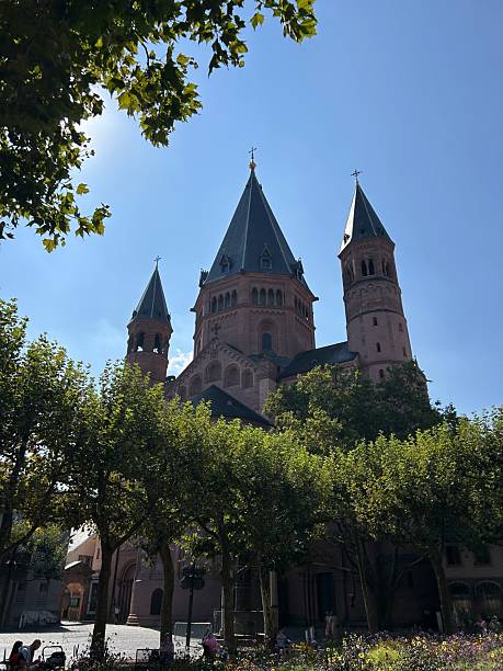 istock Old cathedral of Mainz 2185189886