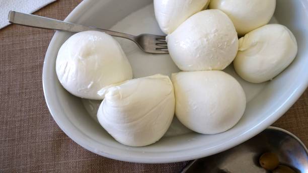 istock A tray full of fresh mozzarella just served 2185259834