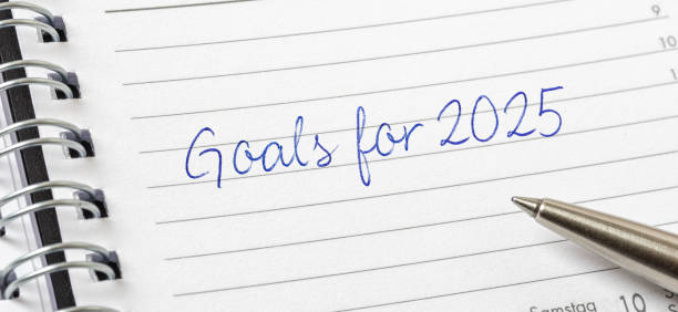 istock Goals for 2025 written on a calendar page 2185265763