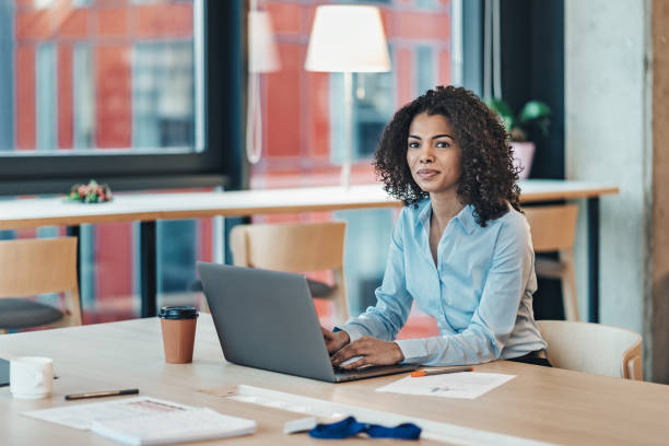 istock Businesswoman working in his office 2185290822