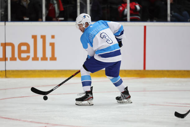 istock Ice Hockey Player Strategizing During a Game 2185357660