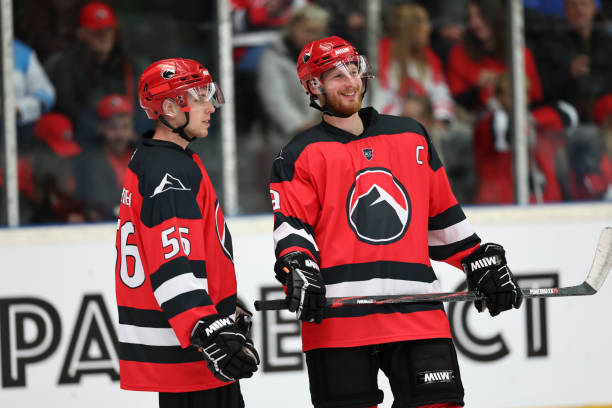 istock Ice Hockey Team Talking: Players Sharing a Moment 2185357772
