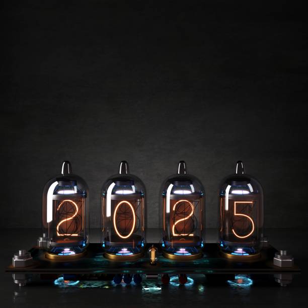 istock Tube processor calendar and date 2025 new year 2185383998
