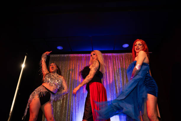 istock Drag queens performing on stage in nightclub 2185451519