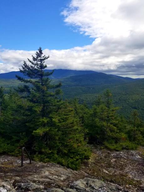 istock Hiking NH 52 wav 2185480315