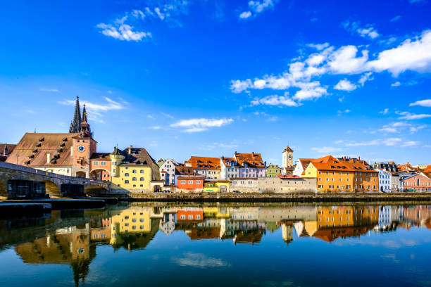 istock old town regensburg - bavaria 2185534141