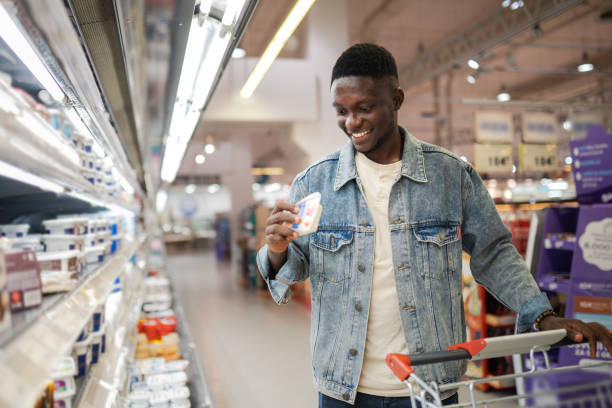 istock Like choosing my favorite products 2185608996
