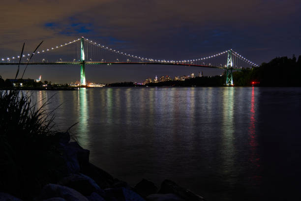 istock Lions Gate Bridge in Vancouver 2185648661
