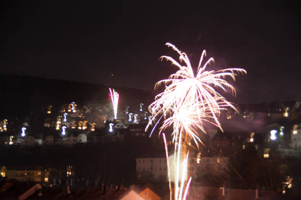 istock Silvester Feuerwerk 2185720398