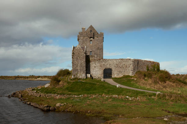 istock Dunguaire Castle by the shore under a dramatic sky, Kinvara, Ireland. 2185767822