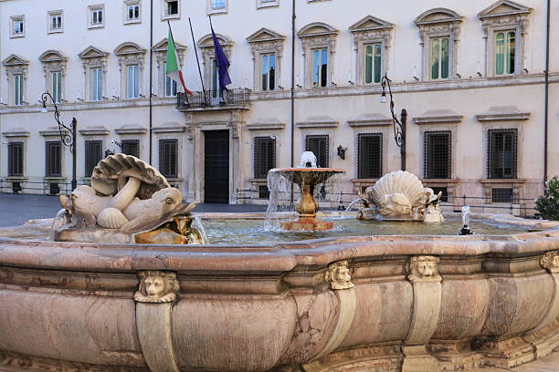 istock Fountain of Colonna Square in Rome 2185827893