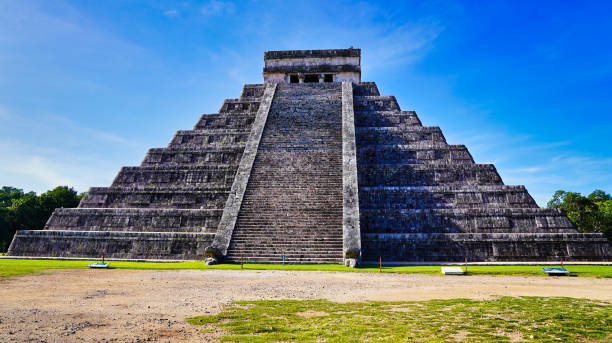 istock Pyramid of Kukulcan,El Castillo,Chichen Itza,Yucatan,Mexico 2185839068