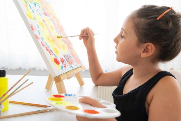 istock Little painting artist 2185885516