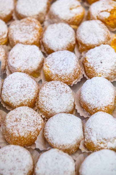 istock Sweet Pastry Retail Display 2185886774