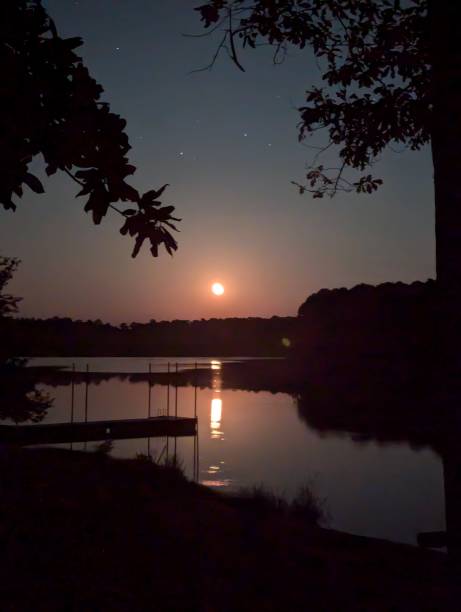 istock Moon over Lake O'  The Pines 2185983831