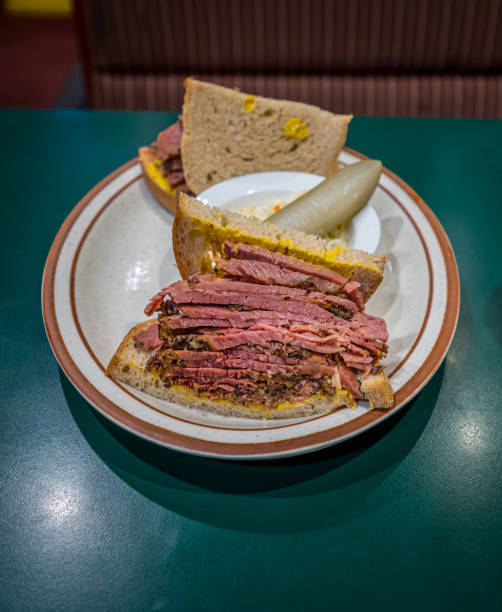 istock Smoked meat sandwich on a plate 2186030104