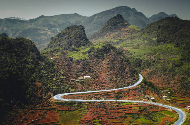 istock Roads of Ha Giang 2186129302