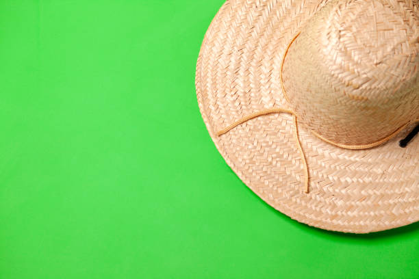istock Straw sombrero on green background. 2186315557