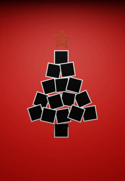 istock Christmas Family Tree 2186490426
