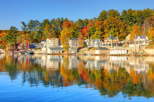 istock Alton Bay on Lake Winnipesaukee 2186494269