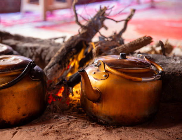 istock kettle, bonfire and the desert 2186511900